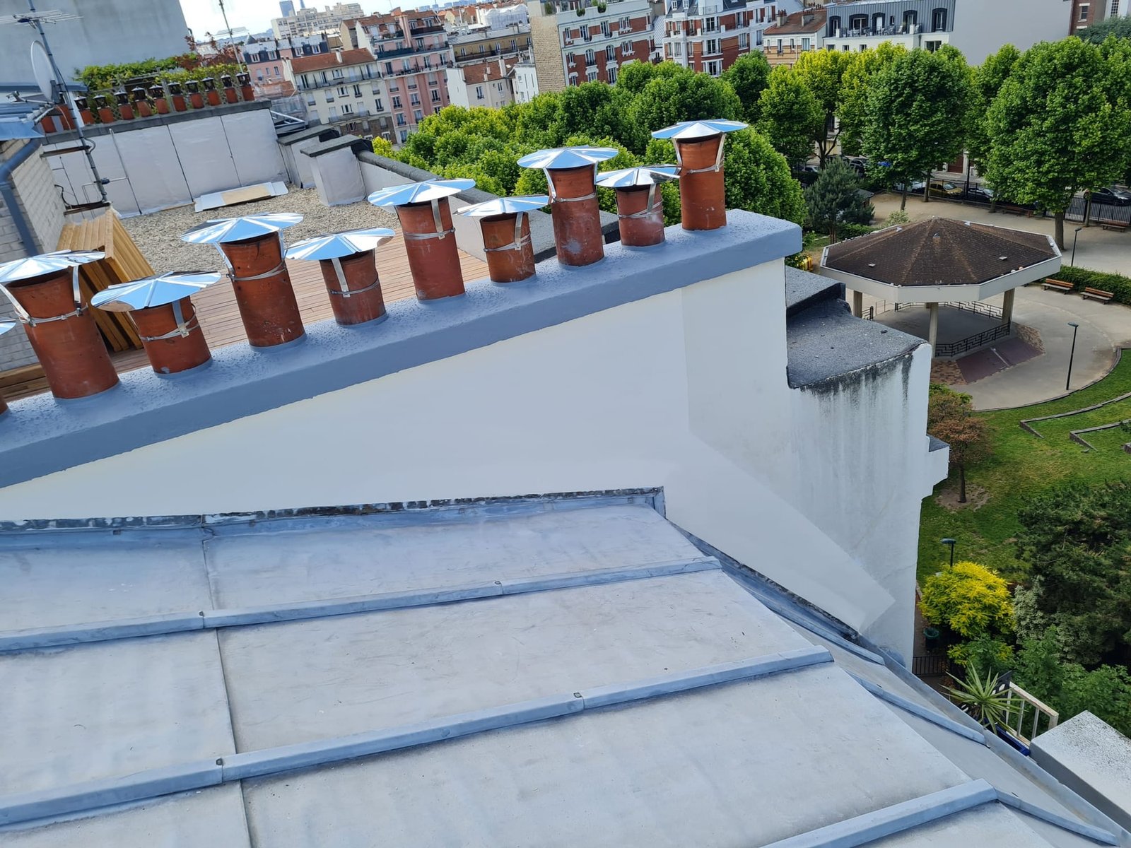 Reprise de solin — Après — Immeuble de copropriété · traitement d’infiltrations en toiture